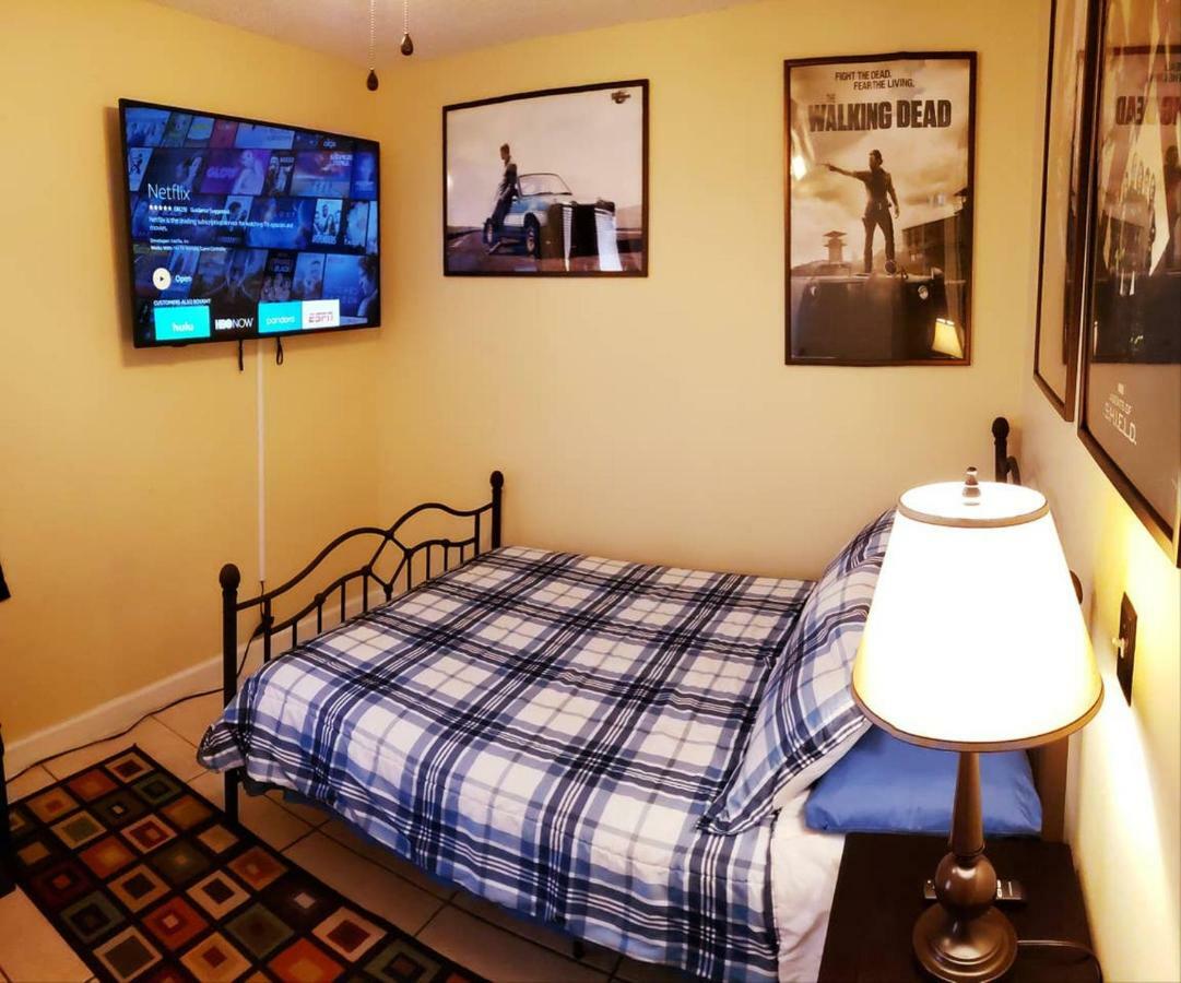 A1 Private Room With 55" Smart Tv Near Everything Orlando Exterior photo